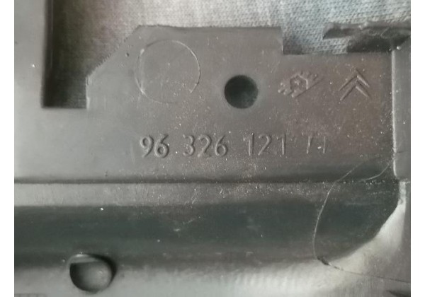 кожух рульової колонки нижній Citroen C5, 9632612177